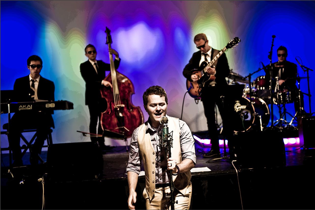 Gallery 2 - Shaun Canon & the Pops Orchestra .